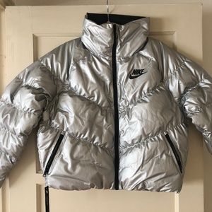 New w/ Tags Nike Puffer Jacket Silver
